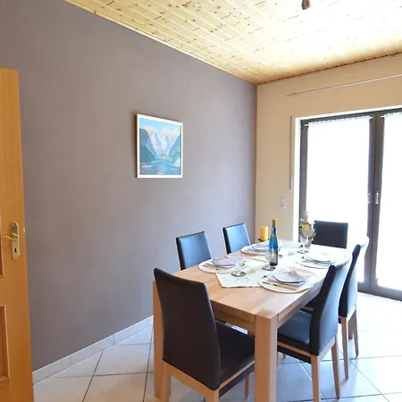Family Getaway, Cleaning Included Lirstal